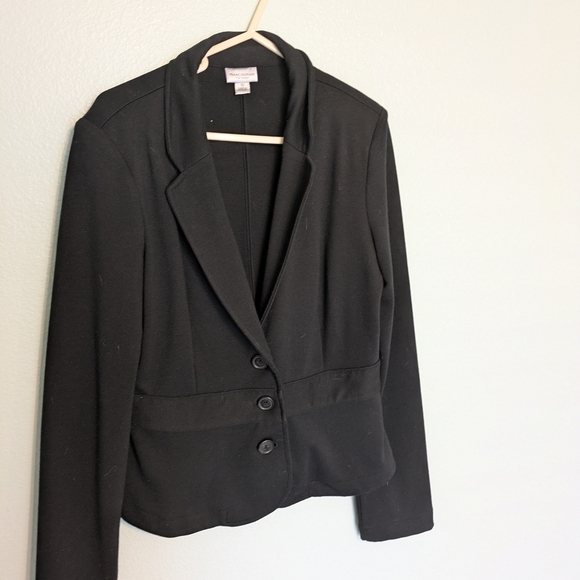 Target Women's Classic Black Blazer - Picture 4 of 6